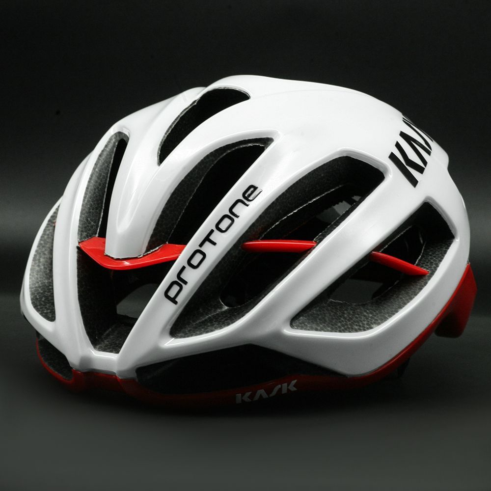 KASK Protone 軽量ロードサイクリングヘルメット  - Ultra Cycling Gear のレビューと価格